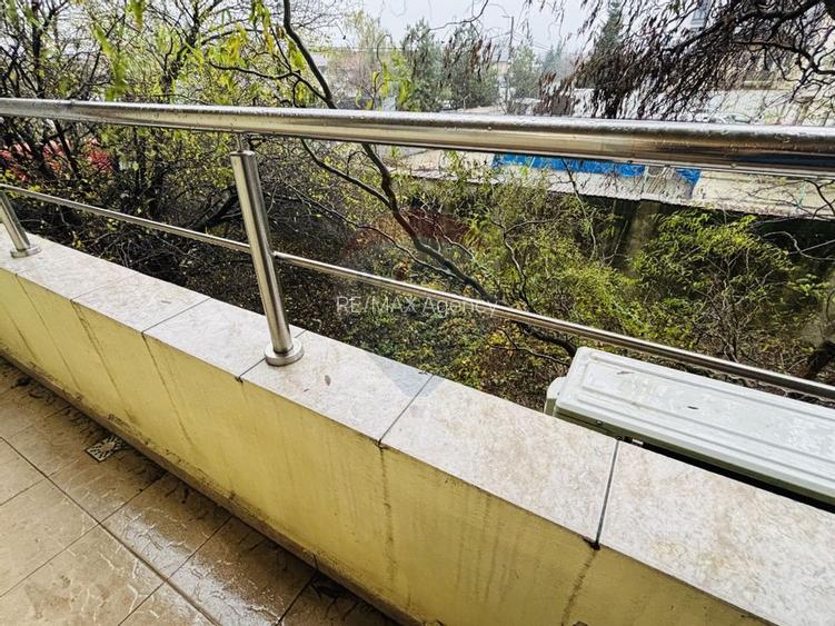 Apartament spatios de vânzare 2 camere EROILOR . VOLUNTARI A3 - 25