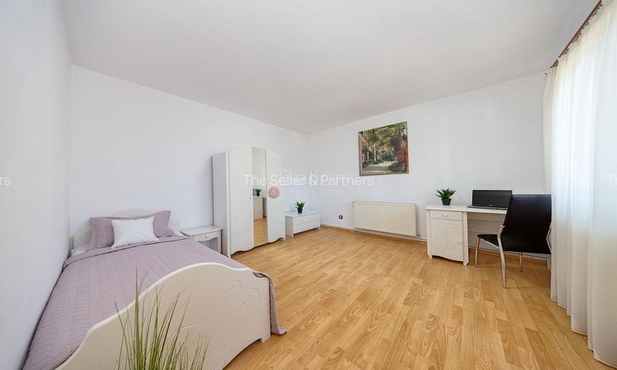 Platformă industrială cu 2 hale și sediu administrativ – teren 3.871 m - 49