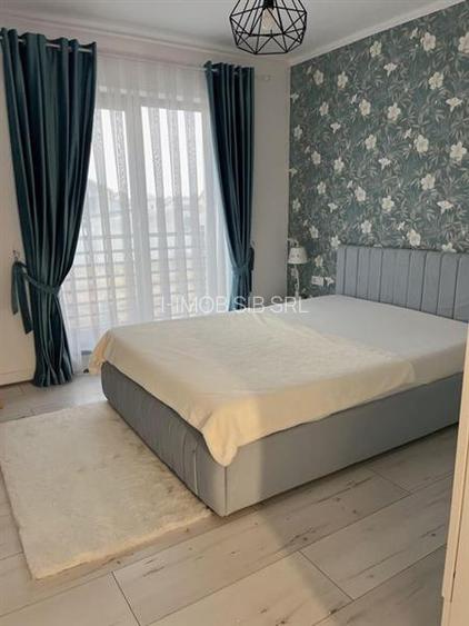 Casa mobilata cu 4 camere 2 bai 2 parcari si curte in Selimbar - 3