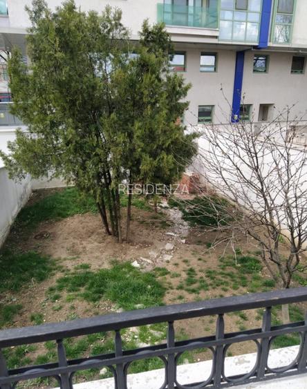 Vilă Parcul Circului , 8 camere, garaj dublu , AC ,Terase - 10