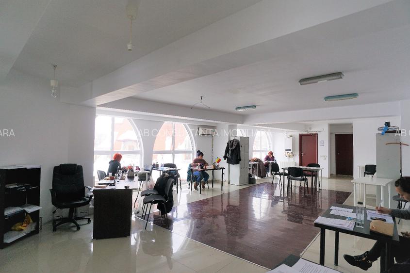 Zona Armeneasca - Piata Rosetti  imobil birouri - 2