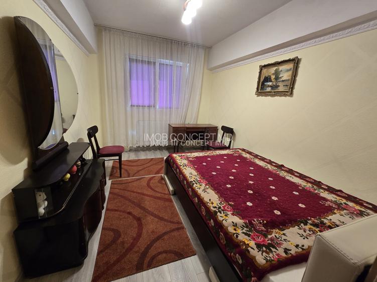 VANZARE APARTAMENT 4 CAMERE zona REUBLICII-NORD - 5