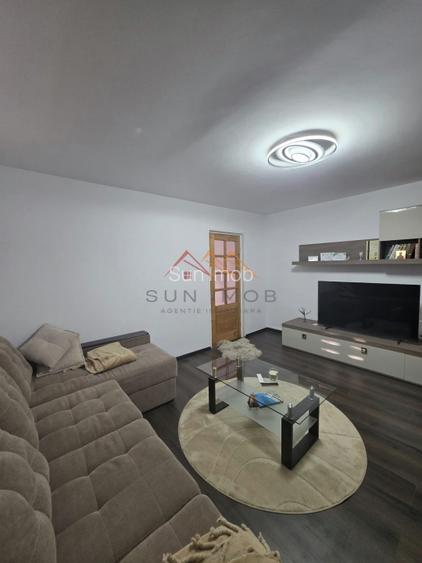 Apartament 3 camere, central, renovat recent, zona linistita, Campina - 4