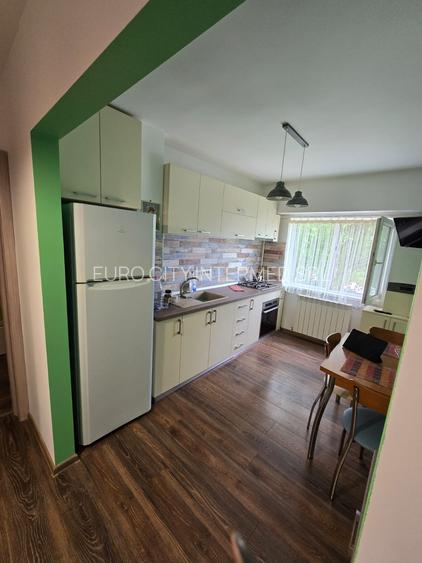 Exclusivitate - Casa de Cultura -Piata Balada - 2 camere decomandat - 11