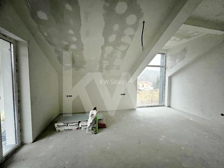 Casă modernă cu panoramă Făgăraș și Cisnădioara, curte mare, premium lux - 5