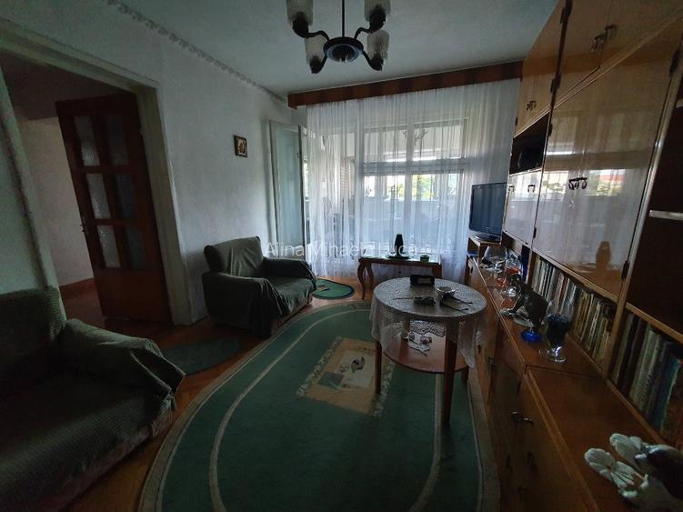 Vanzare apartament 4 camere , bloc Gioconda - 11