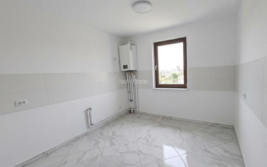 Vila triplex 4 camere si teren Barnova - 4