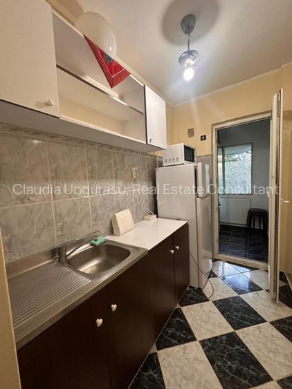 Garsoniera decomandata, Colentina - str Zambilelor - 7