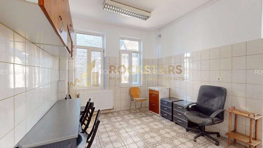 Spatiu Birouri | Etaj 1 + Mansarda | 4 Locuri Parcare | Zona Unirii | 200mp - 16