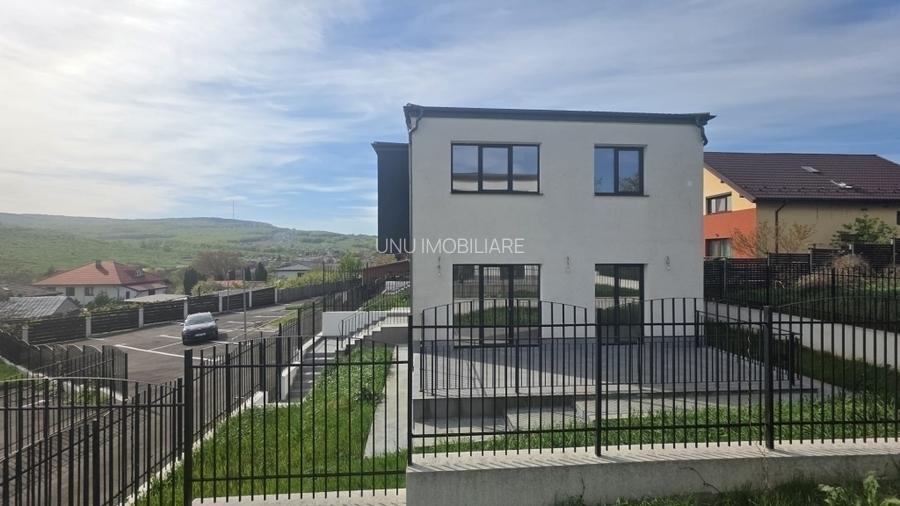 COMISION ZERO Complex 10 case P+E Duplex Bucium la 1,3km de Hanul Trei Sarmale - 33