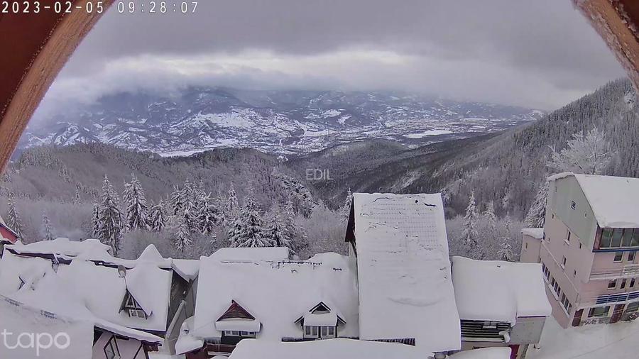 Oportunitate de investitie in STRAJA! Pensiune cu 10 camere zona partiei - 2