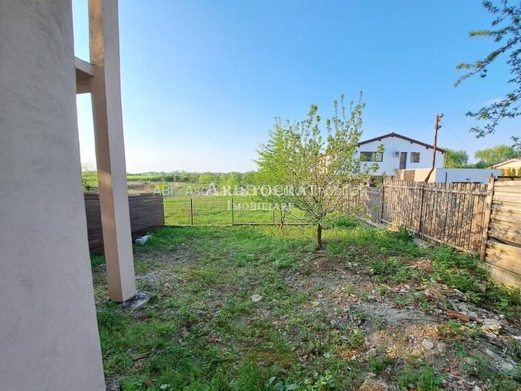 Vila Tip Duplex  generoasa cu vedere lac - 23