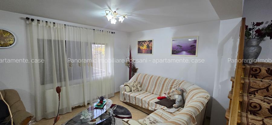 Vila de vanzare Petresti - 13