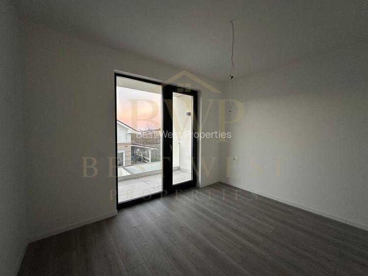 Duplex 1/2, 4 camere, 3 băi, la strada principală Mosnita Veche - 12