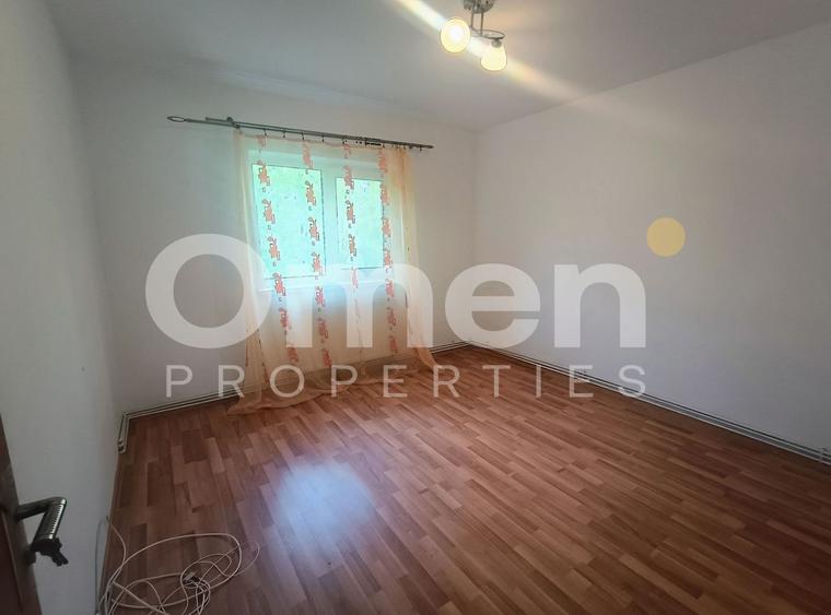 Apartament 2 camere decomandat | Etaj 2 | Parțial mobilat