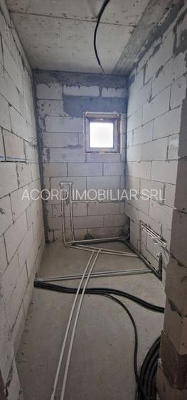 Vila P+1, zona linistita, pentru doua famili. - 11