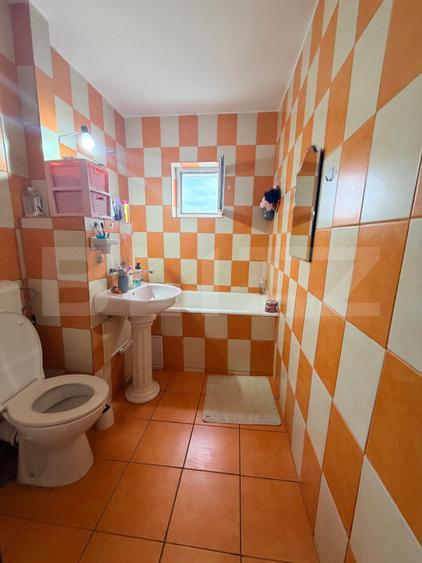 Apartament 3 camere, decomandate, 2 bai, zona Cioplea