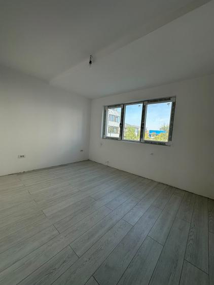 Apartament 2 camere decomandat /Parter