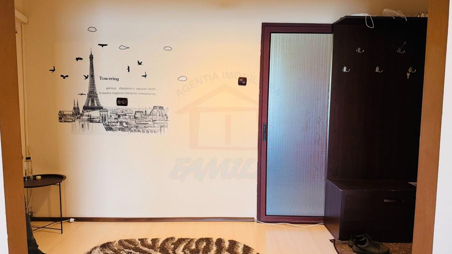 Vand apartament 3 camere IC Frimu in IFR, strada Nae Leonard, Bloc R