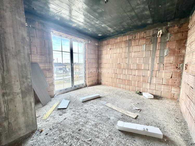 Comison 0% Duplex despartit prin garaj - 115 mp utili - Mosnita Noua - 9