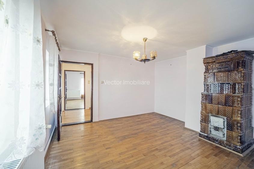 Tartasesti,str. Principala, 3040 mp teren, P+1, casa 1998, deschidere 12 m - 7