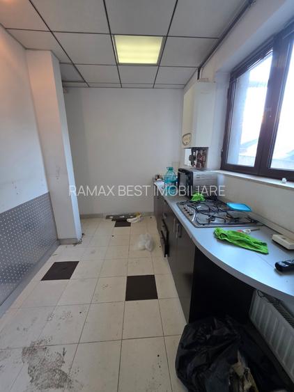 B-ul Magheru, 10 minute metrou Piata Romana, in blocul cu cinema Patria - 5