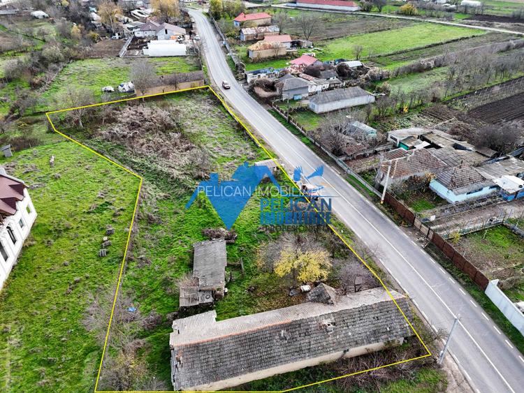 Casa cu teren in CIUCUROVA - 3317MP - la drumul National - 3