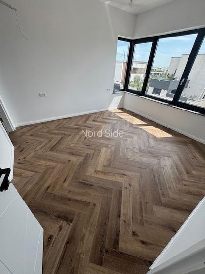 Vila Tunari cu vedere la LAC, 135m2 si curte mare - 15