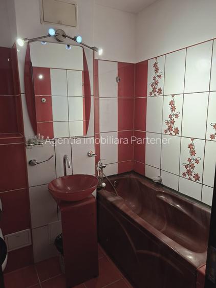 2 camere Gavana 3 , Decomandat / centrala , Amplasament DEOSEBIT !!! - 4