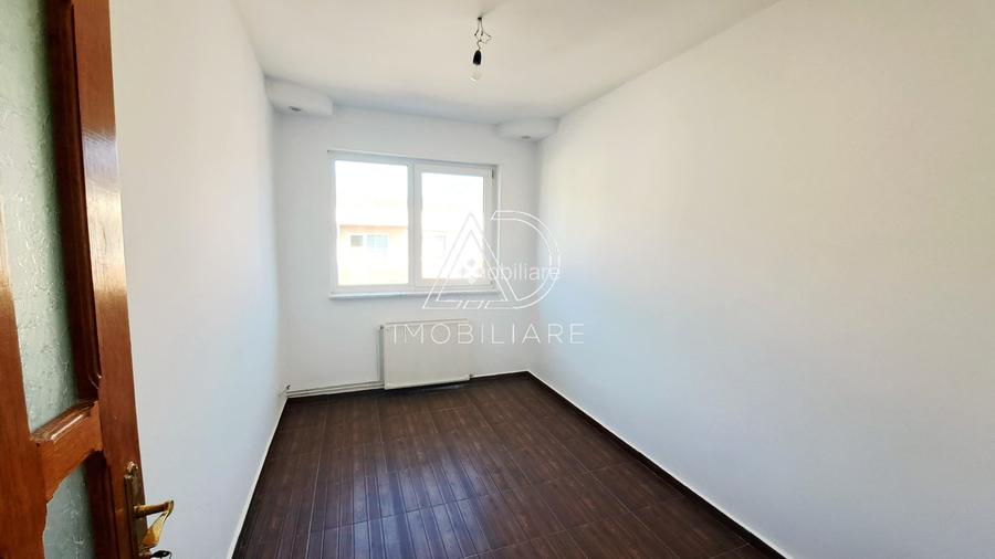 Apartament 3 camere de vânzare în Bumbești-Jiu - 6