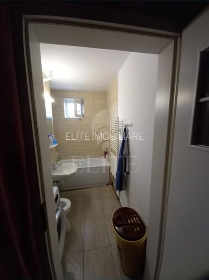 Apartament 3 camere în zona HOTEL Royal - 13