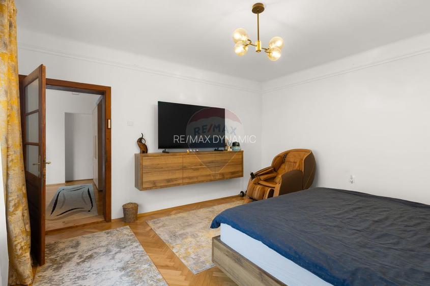 Casă cu 5 camere de vânzare - Aradul Nou - 10