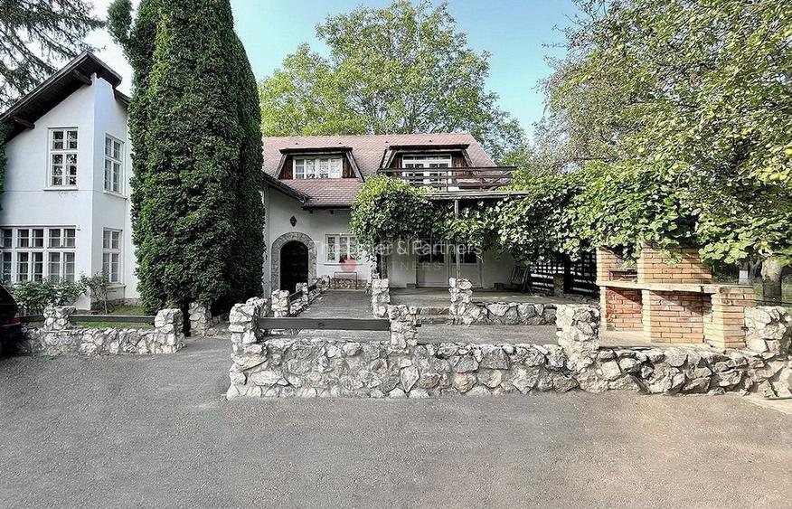 Casă spațioasă cu 2 corpuri și teren generos – zona Bunloc - 18