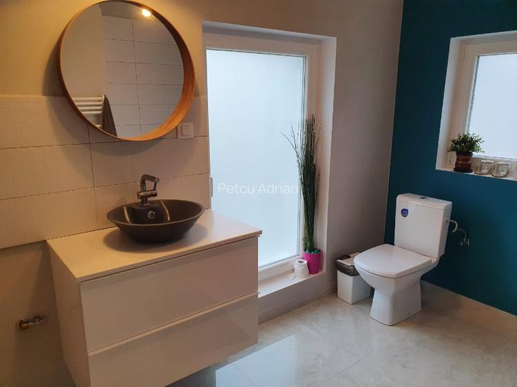 Vând casă modernă, la cheie în Giurgiu Nord,cu fotovoltaice și grădină amenajată - 5