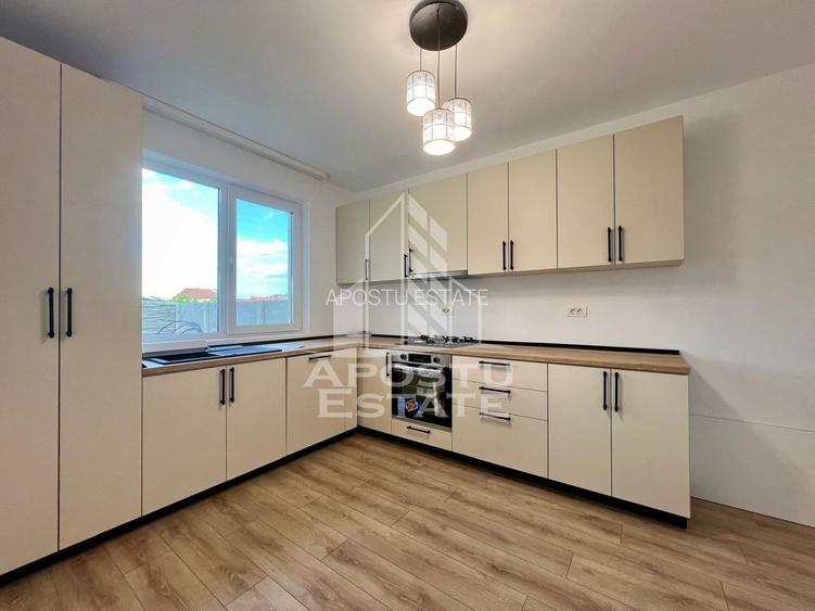 Duplex cu 4 camere de inchiriat in Remetea Mare - 9