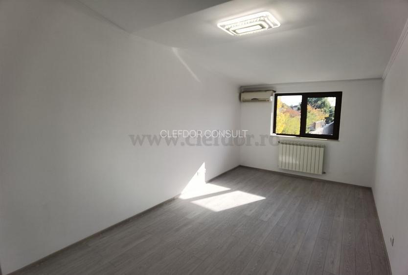 Vila complet RENOVATA, in zona Pipera - 14