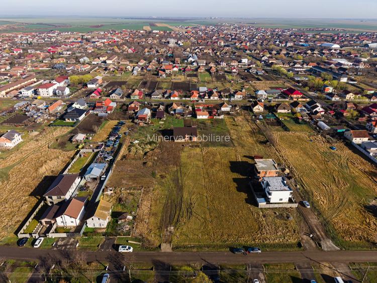 Teren 1028 mp Sanandrei, strada asfaltata – Comision 0% - 10