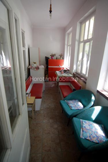 Casa tip conac, doua corpuri, cu 2.471 mp de gradina si doua fronturi - 4