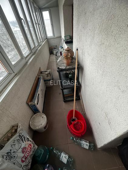 Apartament cu 2 camere, decomandat,  zona Galata - 8