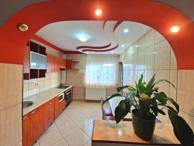 AP. 4 CAMERE 13 SEPTEMBRIE, BLOC REABILITAT,LOC PARCARE, MODERN - 4