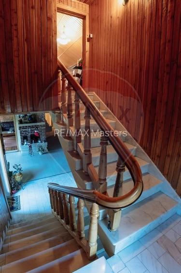 Casă / Vilă în zona Gura Humorului - 11