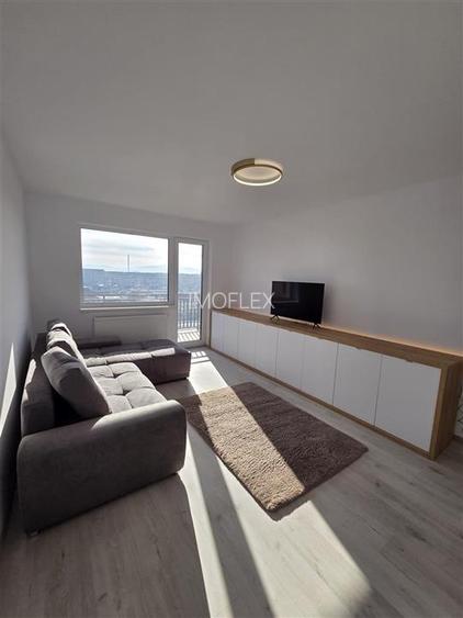 Apartament 3 camere, zona Tractorul - 3