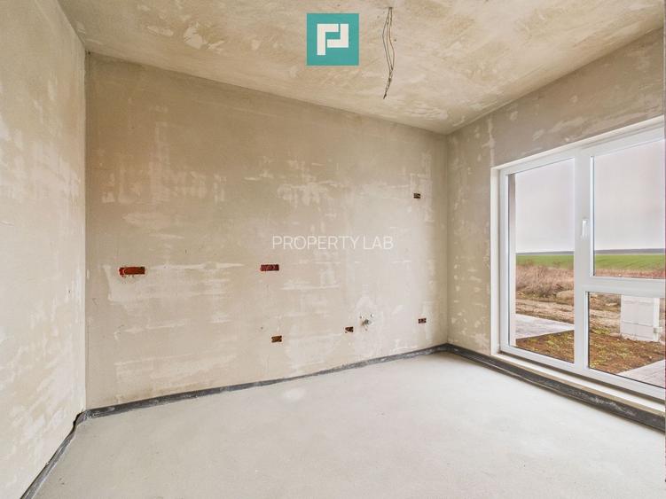 Duplex semi-finisat cu 3 camere, 3 băi în Pișchia - 4