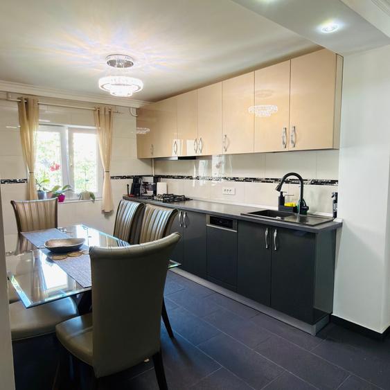 Apartament 4 camere