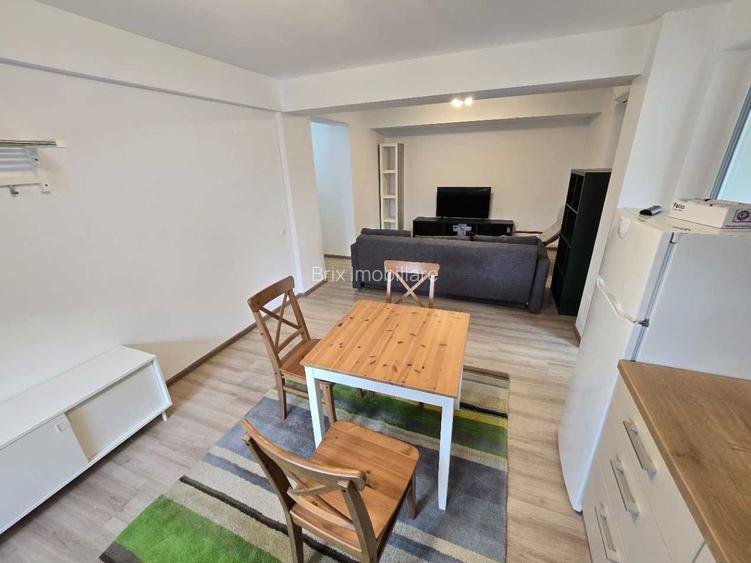 Apartament 2 camere - Zona Tei - Curte Proprie - Parcare - Centrala - 3