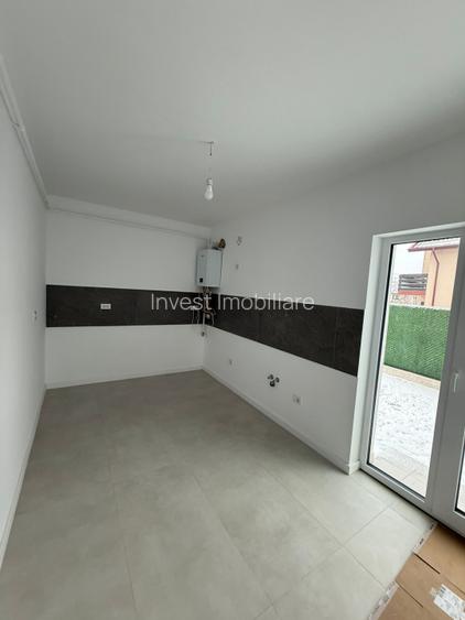 Case Tip Înșiruit P+1E cu Finisaje Premium în Valea Lupului, Iași COMISION 0% - 12