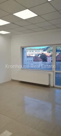 Spatiu de inchiriat | Pretabil birouri | - 5