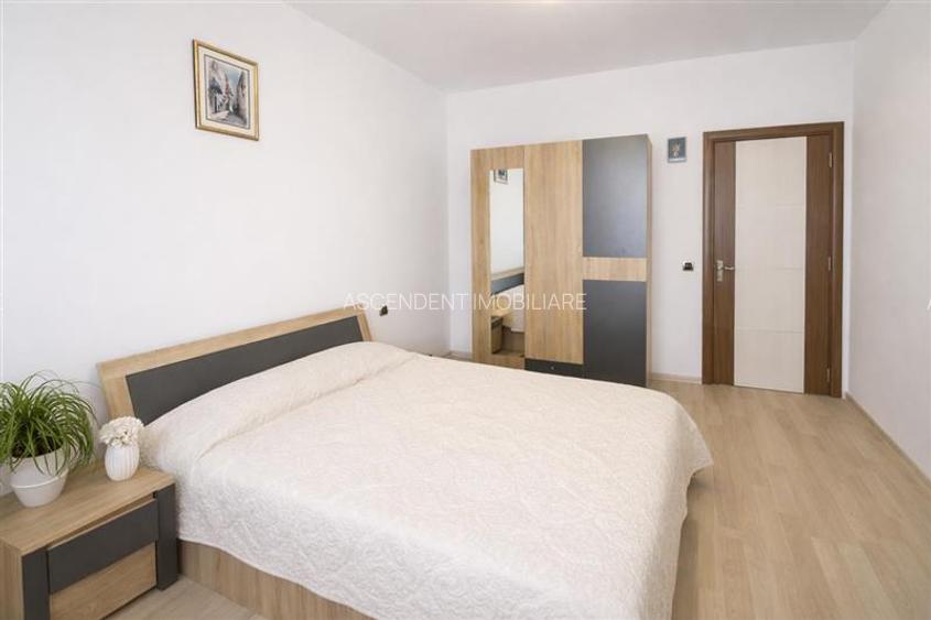 Premium Clasa A, 75mp, luminos, mobilat, echipat, ca nou, panorama, Tractorul, B - 10