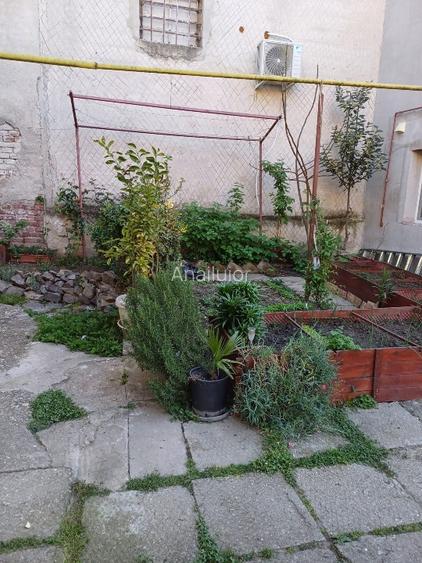 Direct de la proprietar, casă cu valoare istorică - 10