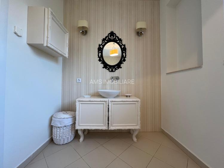 VILA DEOSEBITA / SPATII GENEROASE / CURTE PROPRIE - 30